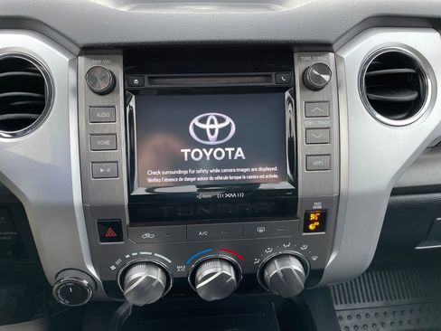 Used 2018 Toyota Tundra SR5 w/ TRD Off Road Package image 17