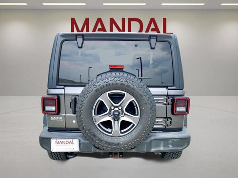 Used 2018 Jeep Wrangler Sport AWD/4WD image 7