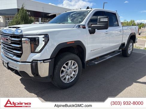 Used 2024 GMC Sierra 2500 SLE AWD/4WD image 1