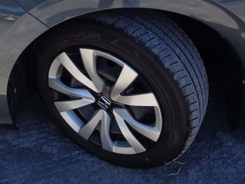 Used 2023 Honda Civic LX image 19