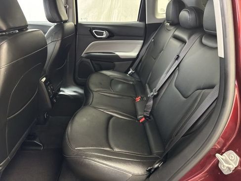 Used 2022 Jeep Compass Limited AWD/4WD image 12