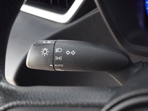 Used 2022 Toyota Corolla LE FWD image 23