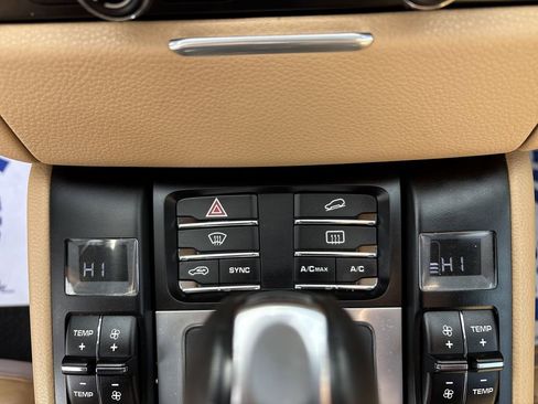 Used 2016 Porsche Macan S image 22