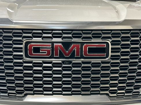 Used 2021 GMC Yukon Denali image 50