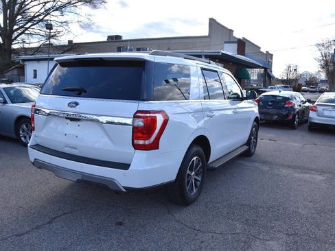 Used 2020 Ford Expedition XLT image 5