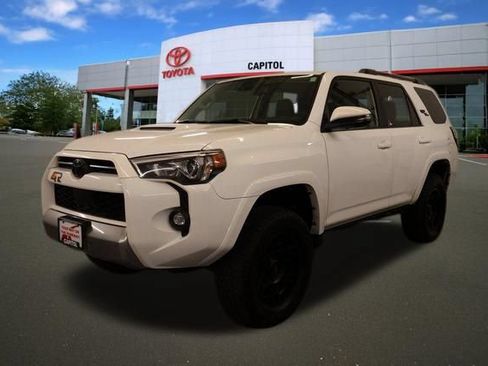 Used 2022 Toyota 4Runner TRD Off-Road Premium AWD/4WD image 6