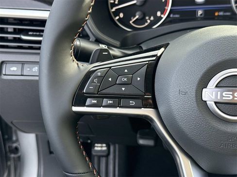 New 2025 Nissan Altima 2.5 SR image 8