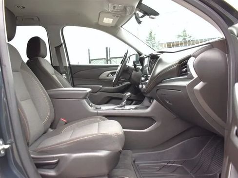Used 2019 Chevrolet Traverse LT w/ LPO, Floor Liner Package AWD/4WD image 33
