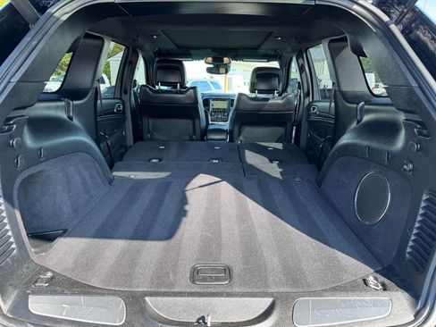 Used 2018 Jeep Grand Cherokee High Altitude image 8
