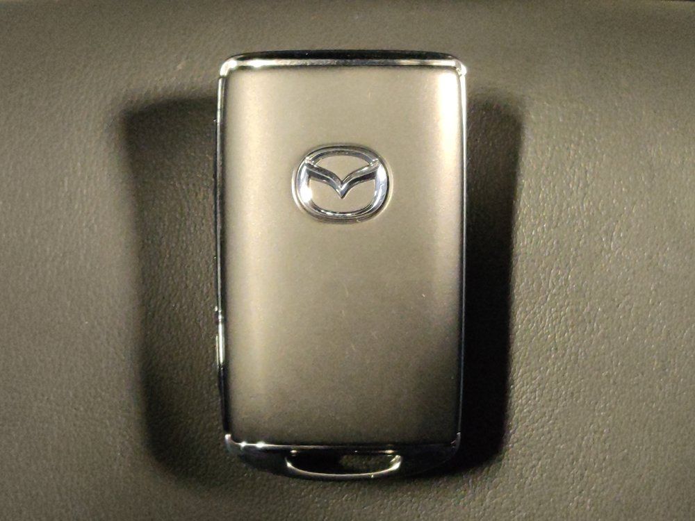 Used 2025 MAZDA MAZDA3 s FWD image 32