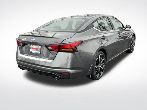 New 2025 Nissan Altima 2.5 SR w/ SR Premium Package image 5