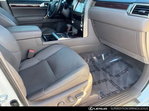 Used 2019 Lexus GX 460 Luxury image 13