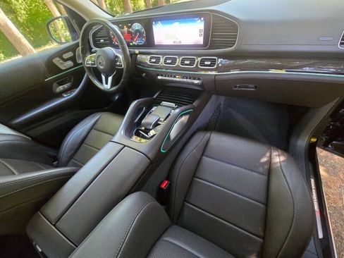 Used 2020 Mercedes-Benz GLE 450 4MATIC image 2