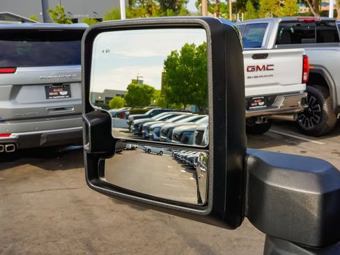 Used 2022 GMC Sierra 2500 SLT w/ SLT Premium Package AWD/4WD image 19