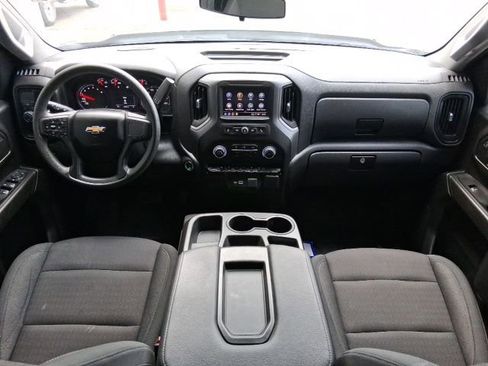 Used 2025 Chevrolet Silverado 1500 Custom w/ Turbomax Blackout Package image 9