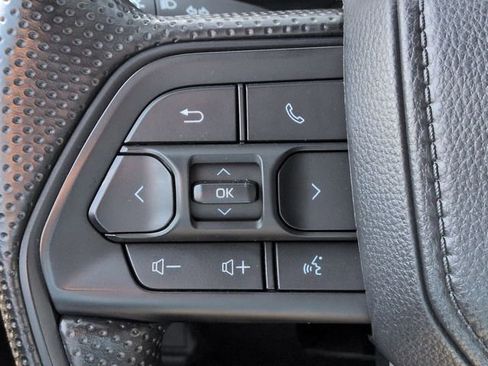 Certified 2026 Toyota Tacoma SR AWD/4WD image 16