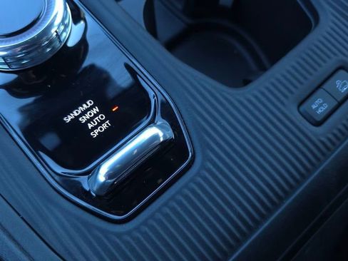 New 2026 Jeep Cherokee Laredo AWD/4WD image 35