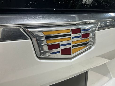 Used 2023 Cadillac Escalade Premium Luxury AWD/4WD image 31