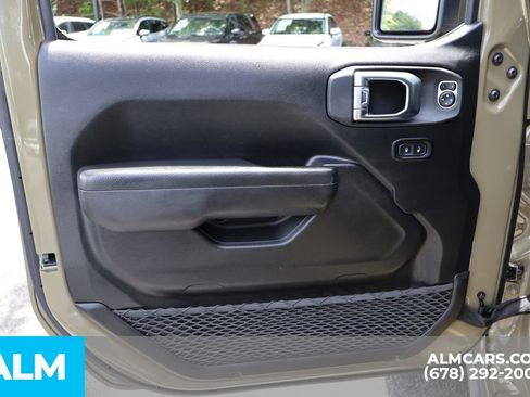 Used 2026 Jeep Gladiator Mojave AWD/4WD image 10