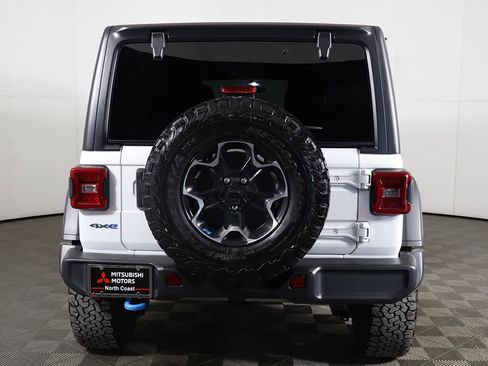 Used 2022 Jeep Wrangler Unlimited Rubicon 4xe w/ Cold Weather Group AWD/4WD image 20