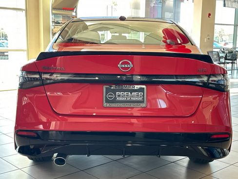 New 2026 Nissan Sentra SR w/ Floor Mat Package image 5