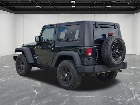 Used 2010 Jeep Wrangler Sport AWD/4WD image 3