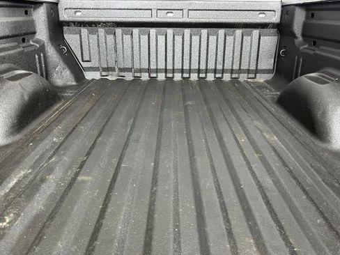 Used 2021 Chevrolet Colorado W/T w/ WT Convenience Package RWD image 25