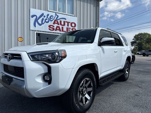 Used 2024 Toyota 4Runner TRD Off-Road image 1