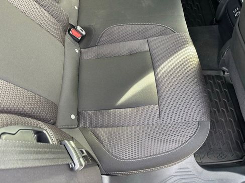 Used 2025 Subaru Outback Premium image 20