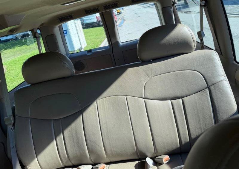 Used 1999 Chevrolet Astro Passenger RWD image 14