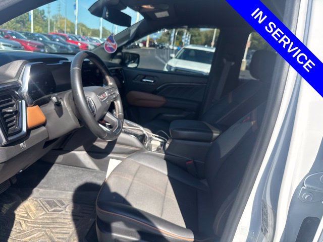 Used 2024 GMC Canyon AT4 w/ Canyon Safety Plus Package AWD/4WD image 11