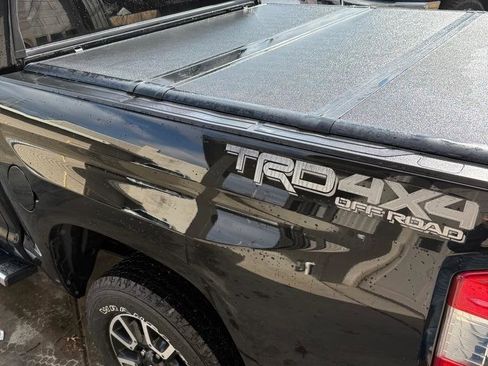 Used 2018 Toyota Tundra SR5 image 4