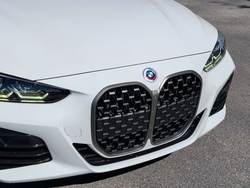 Certified 2023 BMW M440i Convertible w/ Premium Package image 6