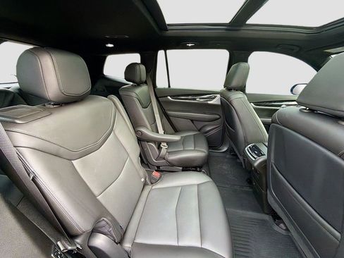Certified 2024 Cadillac XT6 Premium Luxury FWD image 30