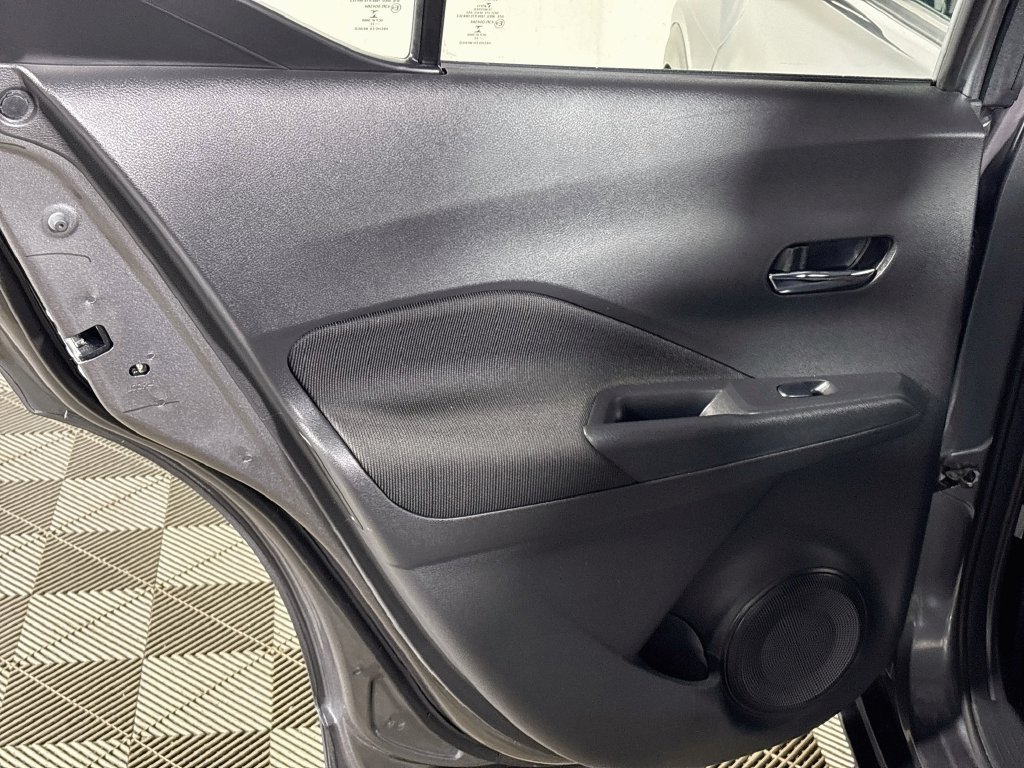 Used 2022 Nissan Kicks SV FWD image 18