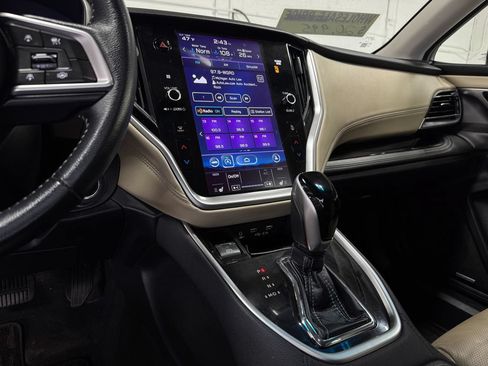 Used 2020 Subaru Outback Limited AWD/4WD image 19
