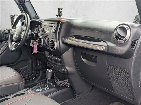 Used 2014 Jeep Wrangler Sport AWD/4WD image 13