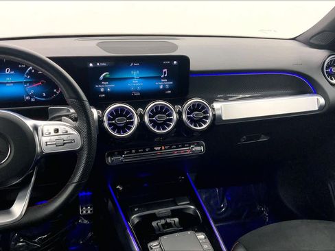 Used 2022 Mercedes-Benz GLB 250 image 25