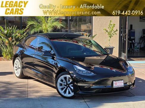 Used 2022 Tesla Model 3 image 1