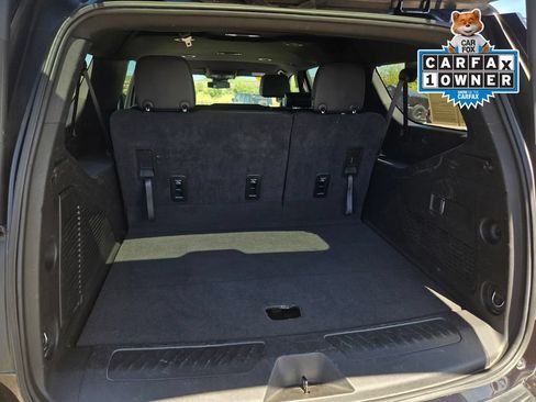 Used 2024 Chevrolet Suburban LT AWD/4WD image 30