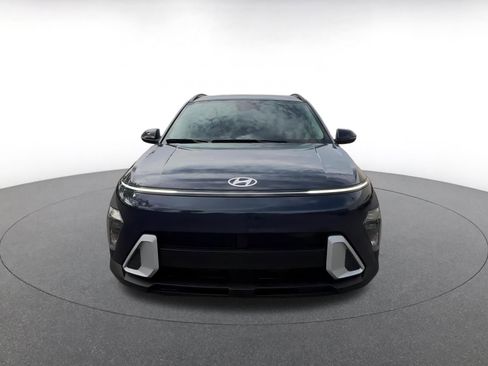 Used 2025 Hyundai Kona SEL image 4