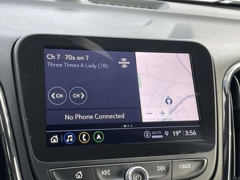 Certified 2022 Chevrolet Equinox RS w/ Infotainment Package image 25