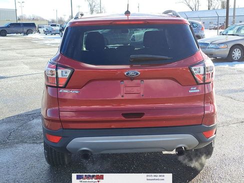 Certified 2018 Ford Escape SE image 26