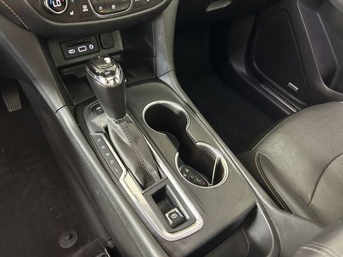 Used 2019 Chevrolet Equinox Premier AWD/4WD image 20
