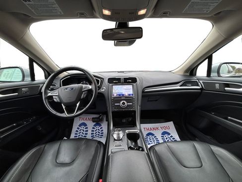 Used 2020 Ford Fusion Energi Titanium image 21