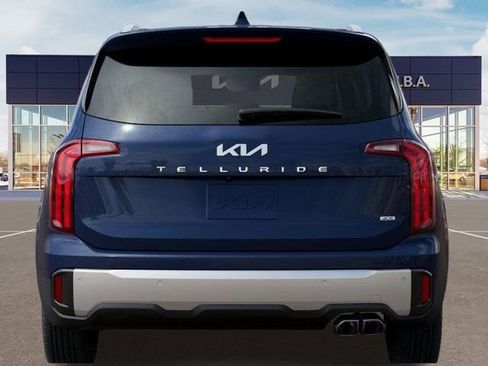 New 2025 Kia Telluride S image 13
