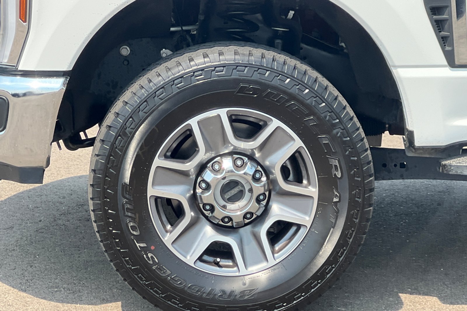 Used 2024 Ford F250 Lariat AWD/4WD image 30