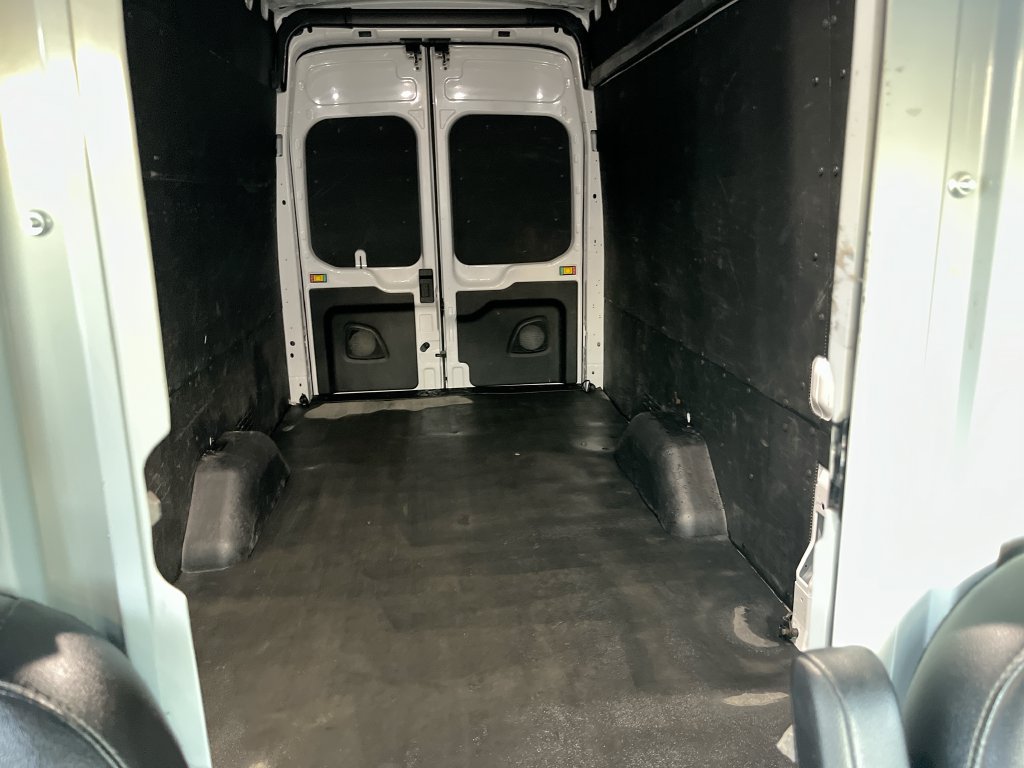 Used 2023 Ford Transit 250 148 High Roof Extended w/ Load Area Protection Package RWD image 28