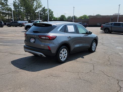 Certified 2024 Ford Escape Active AWD/4WD image 11