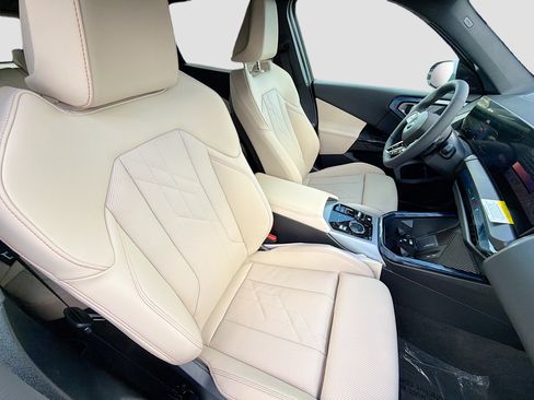 New 2026 BMW X3 xDrive30 w/ Premium Package image 15